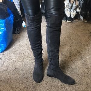 NEVER WORN - STUART WEITZMAN -